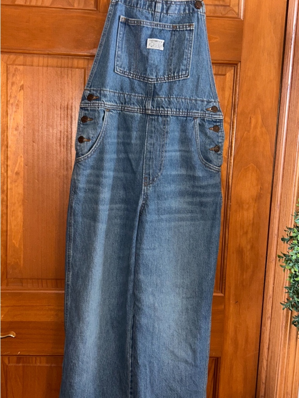 Levi's Light Blue Denim Wide-Leg Women's Overalls - Picture 3 of 9